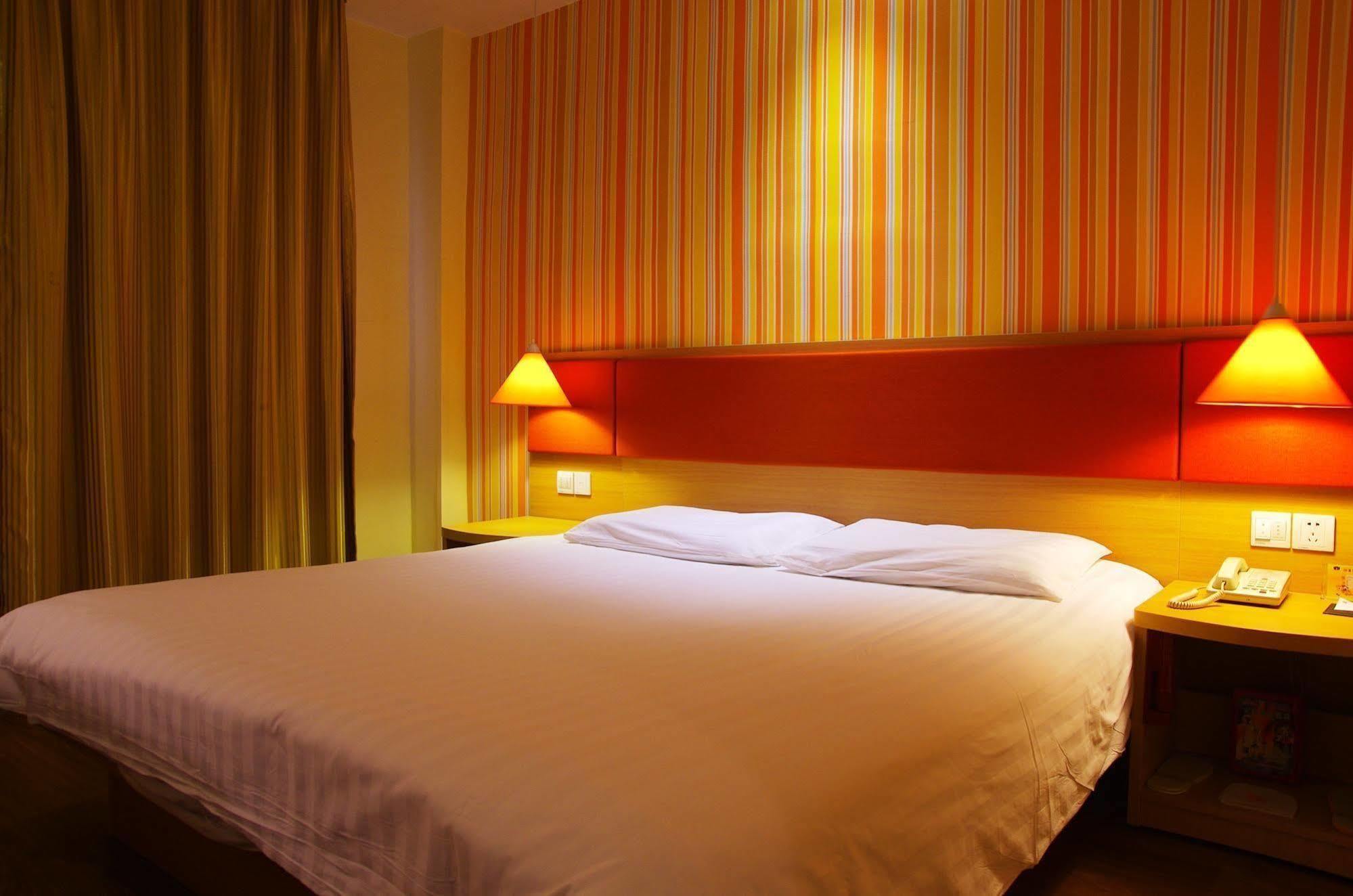 Home Inn Ťia-sing Exteriér fotografie
